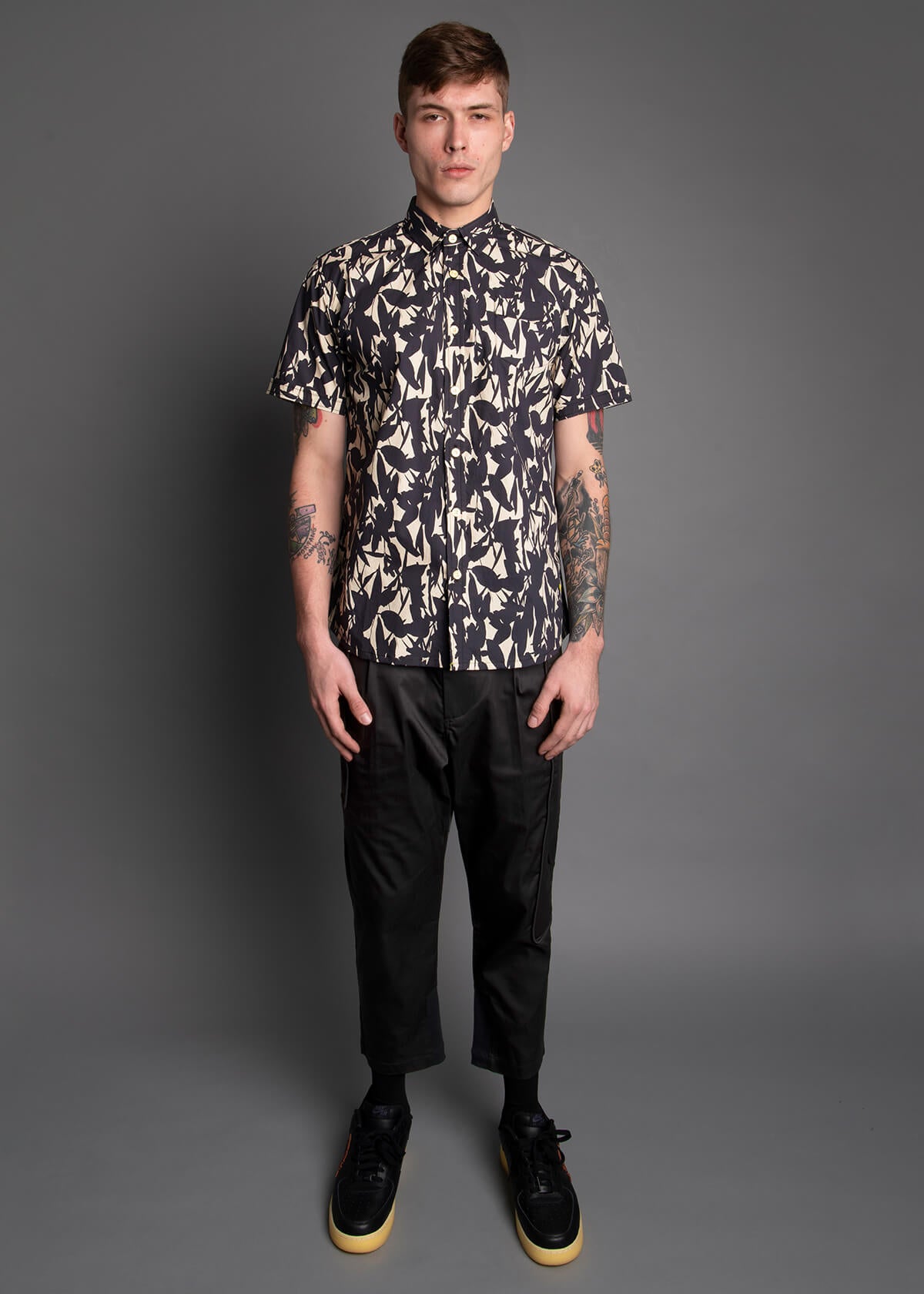 GRAPHITE FOREST BLACK