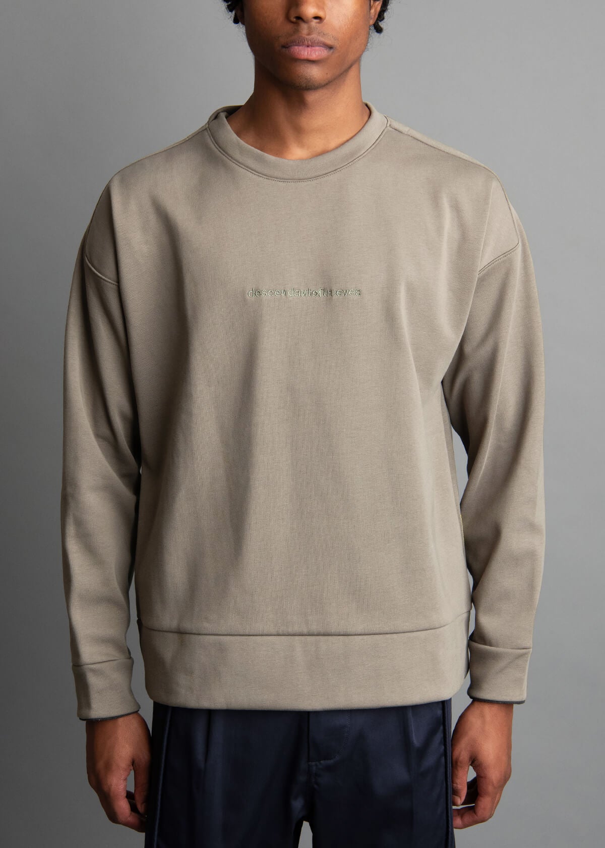 olive crew neck sweatshirt for men